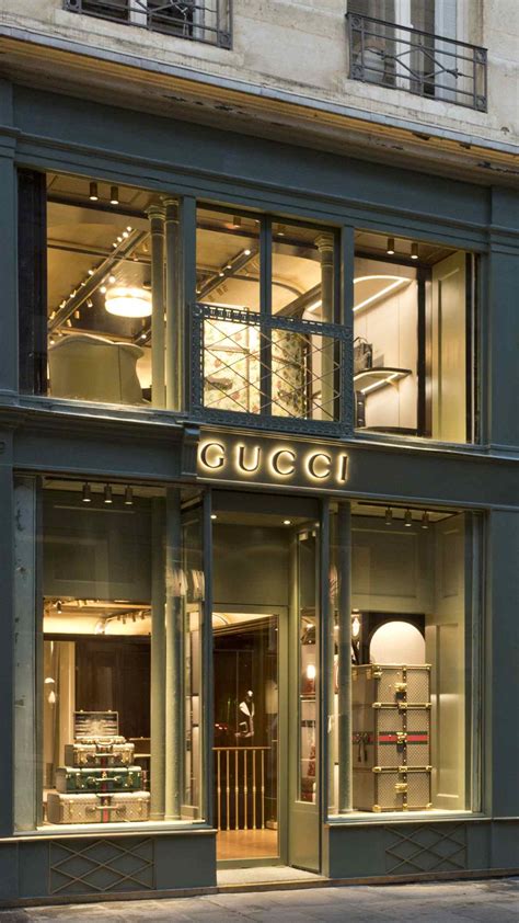 Gucci la vale paris